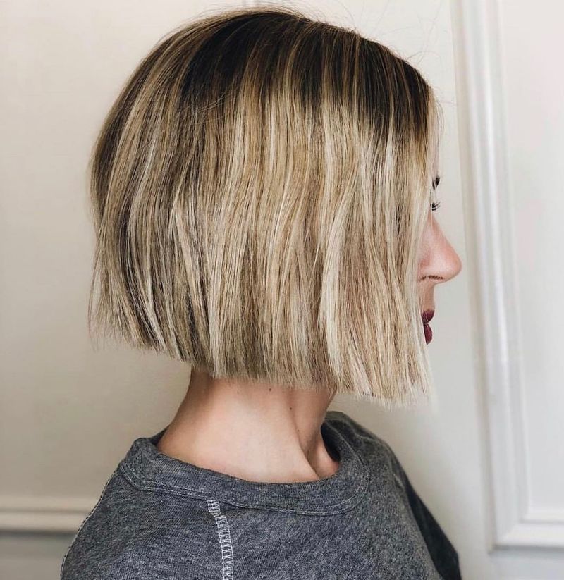 41. Sleek Straight Blunt Bob