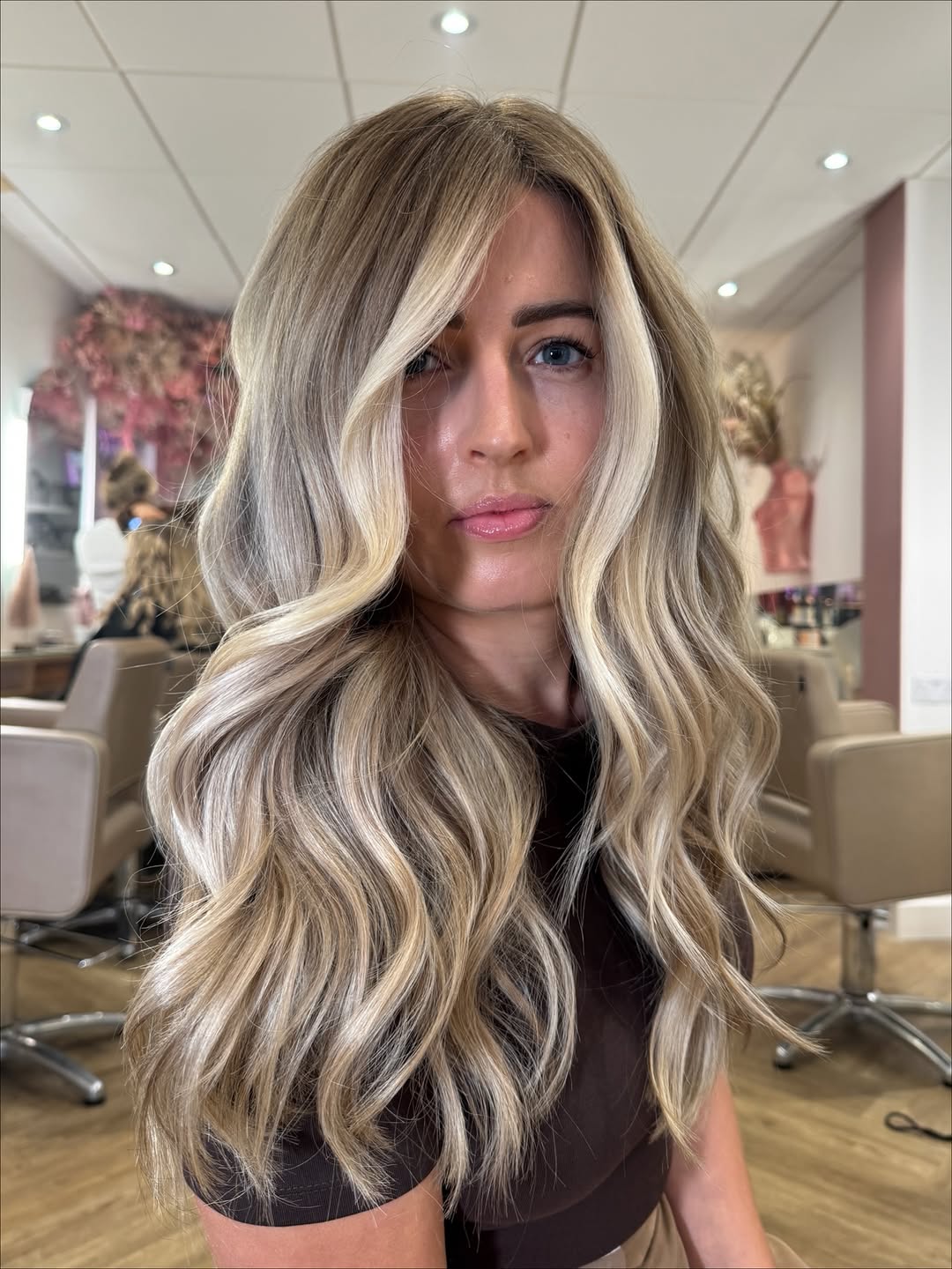 40. Smoky Ash Blonde Money Piece