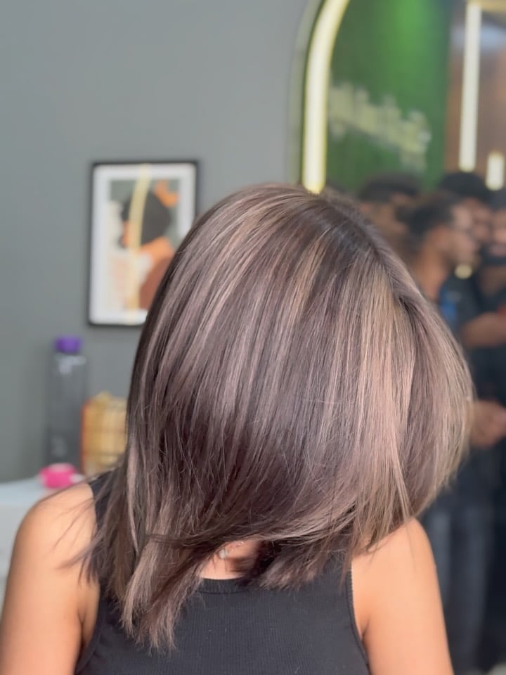28. Smoky Ash Mushroom Blonde Lob