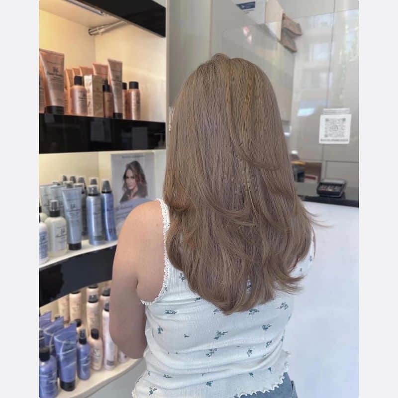28. Soft Ash Brown Layers