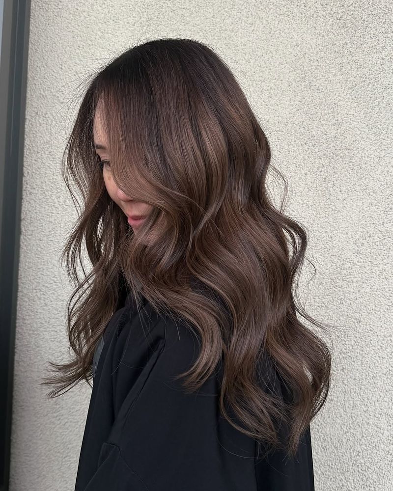 18. Soft Ash Waves with Long Face-Framing Layers