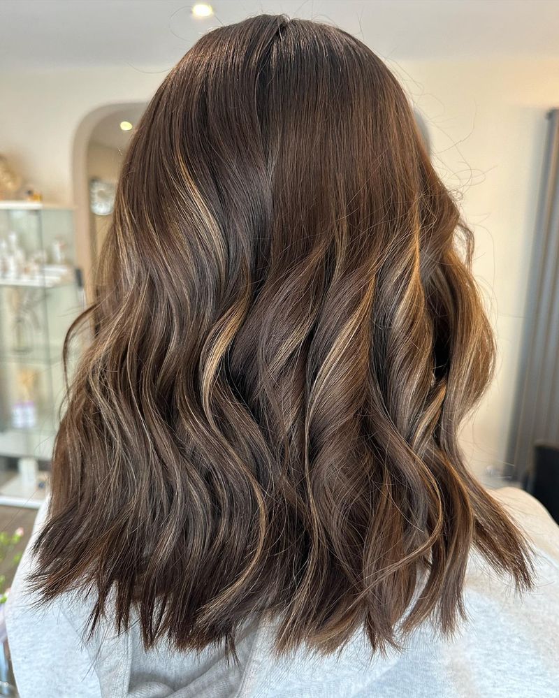 11. Softly Highlighted Milk Chocolate Waves