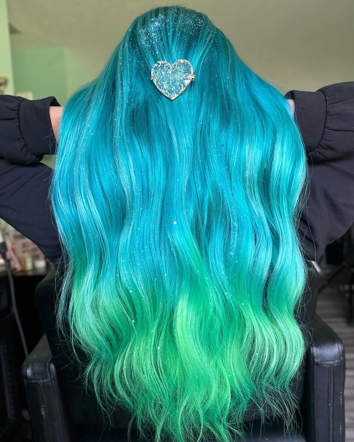 13. Sparkly Aqua-to-Seafoam Mermaid Waves