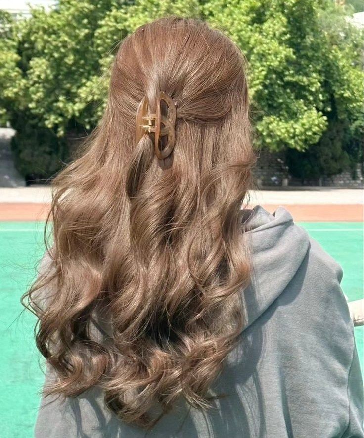 72. Tortoiseshell Claw Clip Half-Up