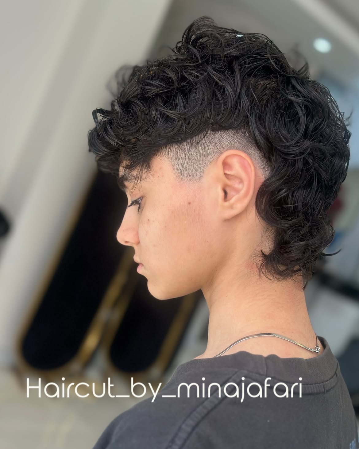 50 Curly Mullet Haircuts for Women to Try Right Now
