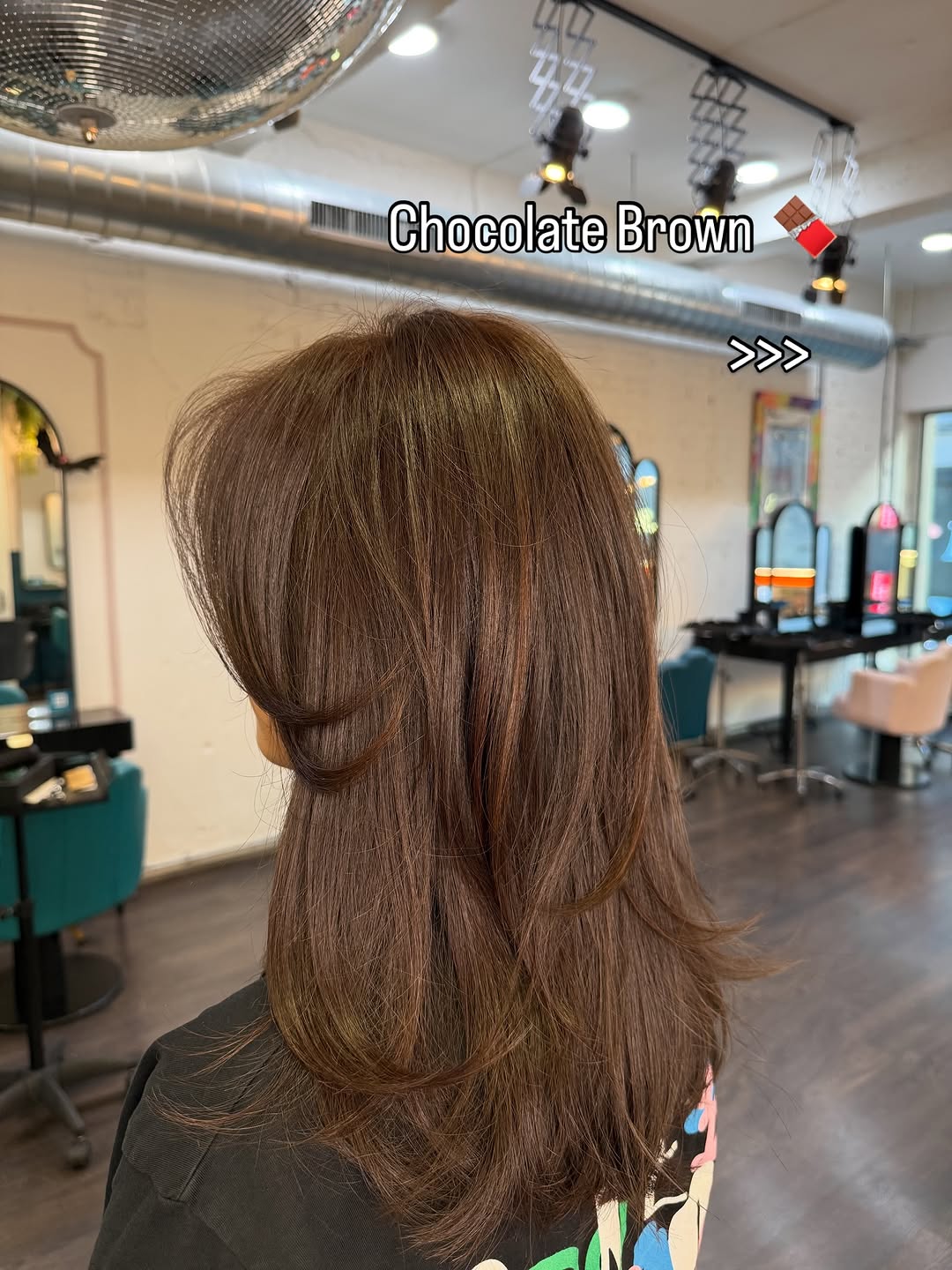 53. Warm Chestnut Layered Cut