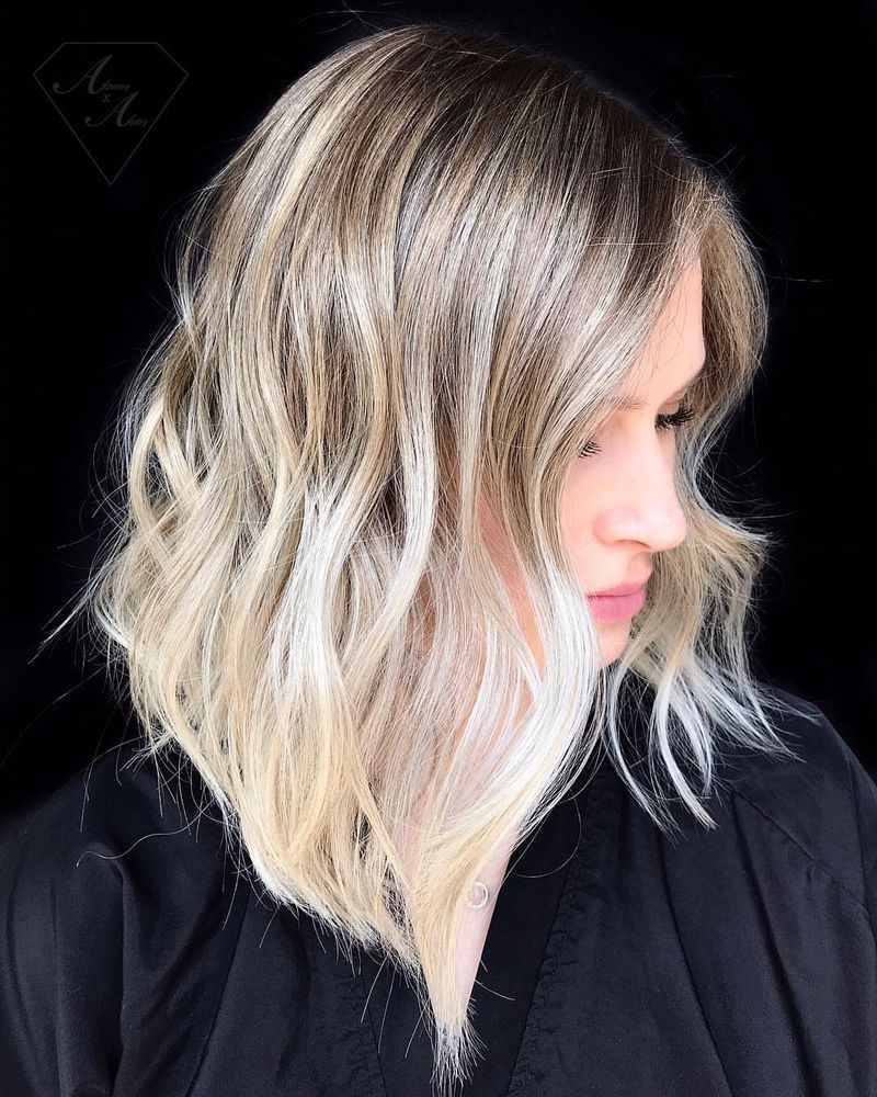 5. Asymmetrical Bright Blonde Lob