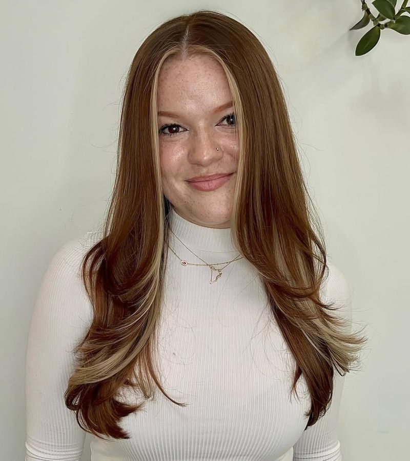 51. Auburn and Champagne Blonde Face-Framing Highlights