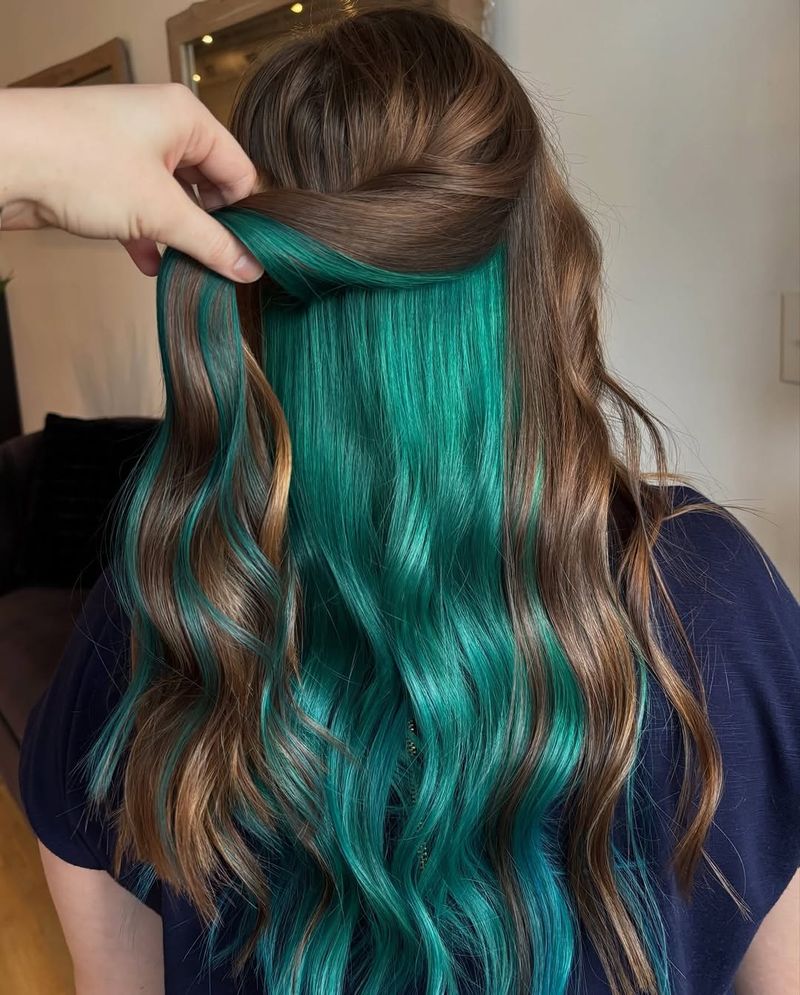 25. Brunette Underlayer Jade Peekaboo