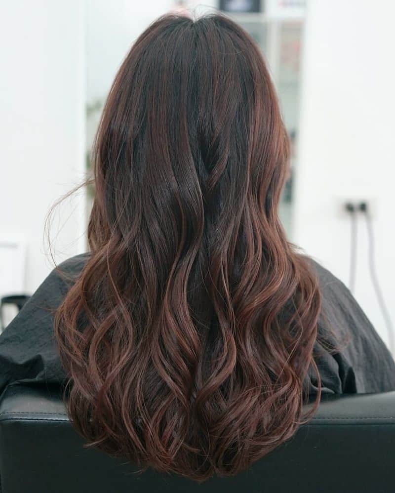 21. Chestnut Waves with Deep U-Curve