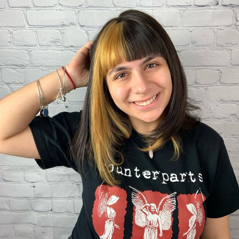 30. Chunky Money Piece with Dark Bangs