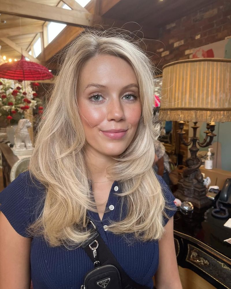 9. Creamy Blonde Blowout Layers