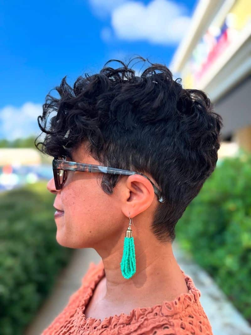 23. Curly Tapered Crop