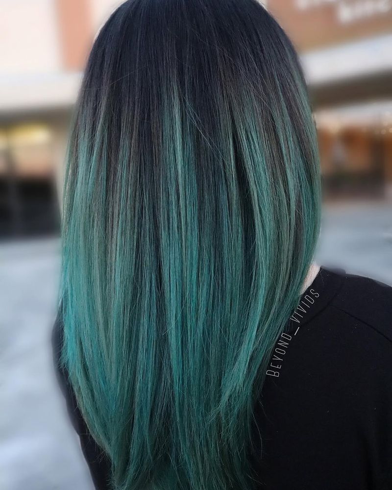 26 Jade Green Hair Ideas to Rock This Season