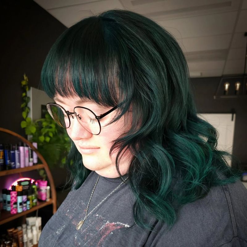 6. Deep Emerald Waves with Straight Fringe
