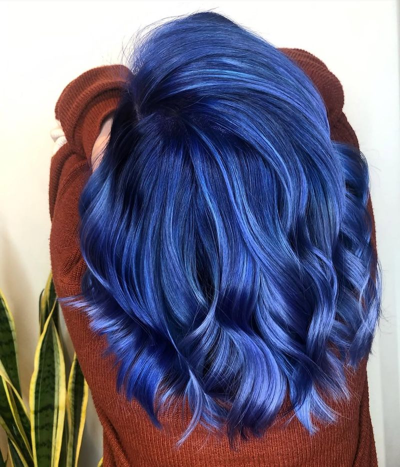 21. Electric Cobalt Waves