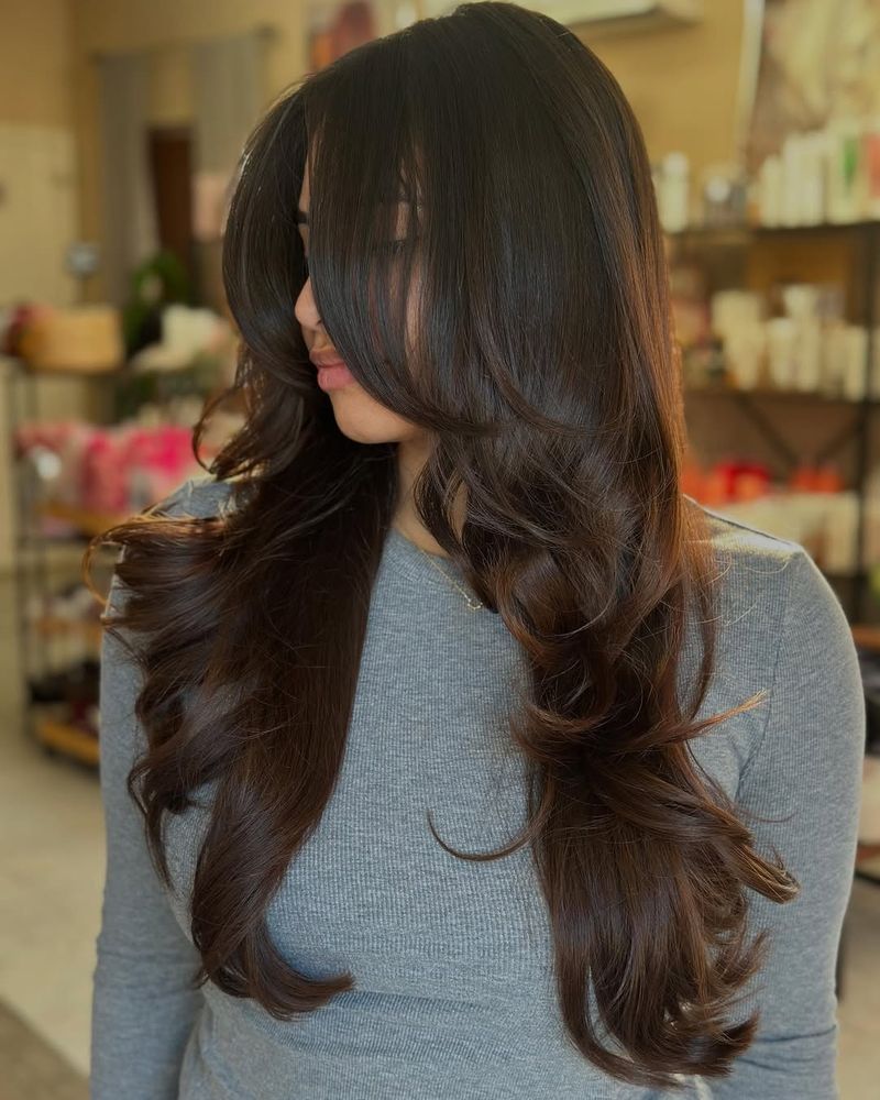 21. Espresso Blowout with Dramatic Winged Layers