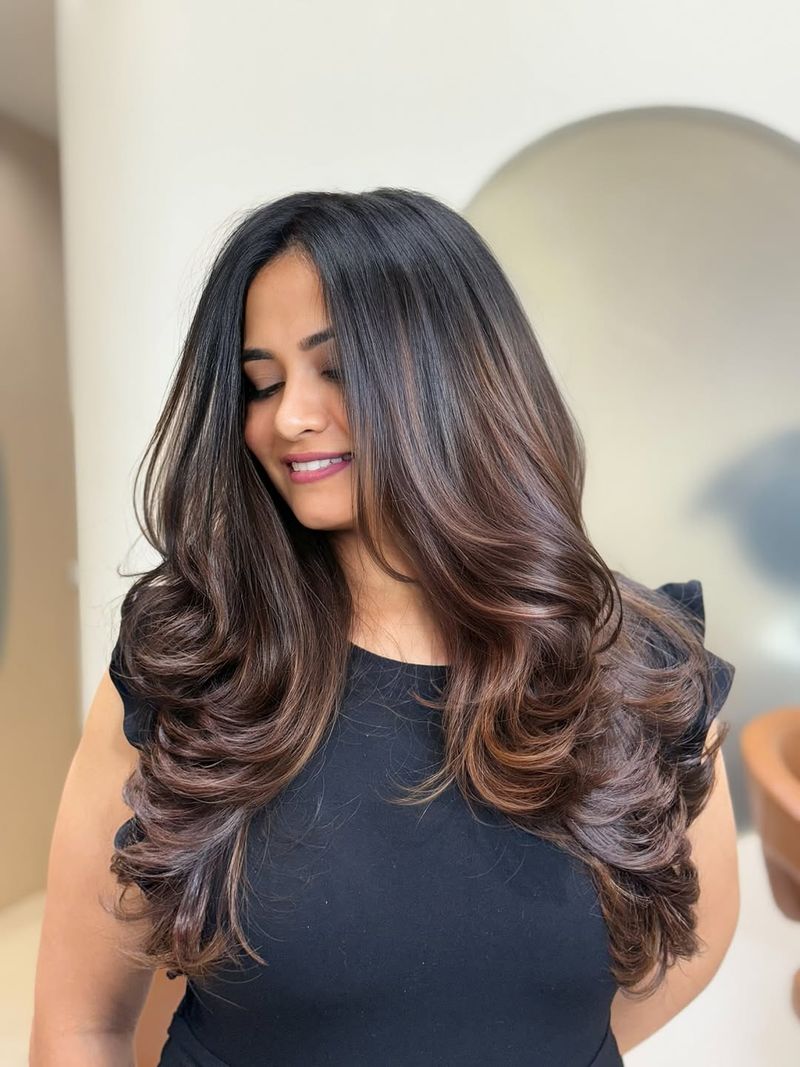 22 Mermaid Layers Haircuts for Undeniably Magical Hair Goals