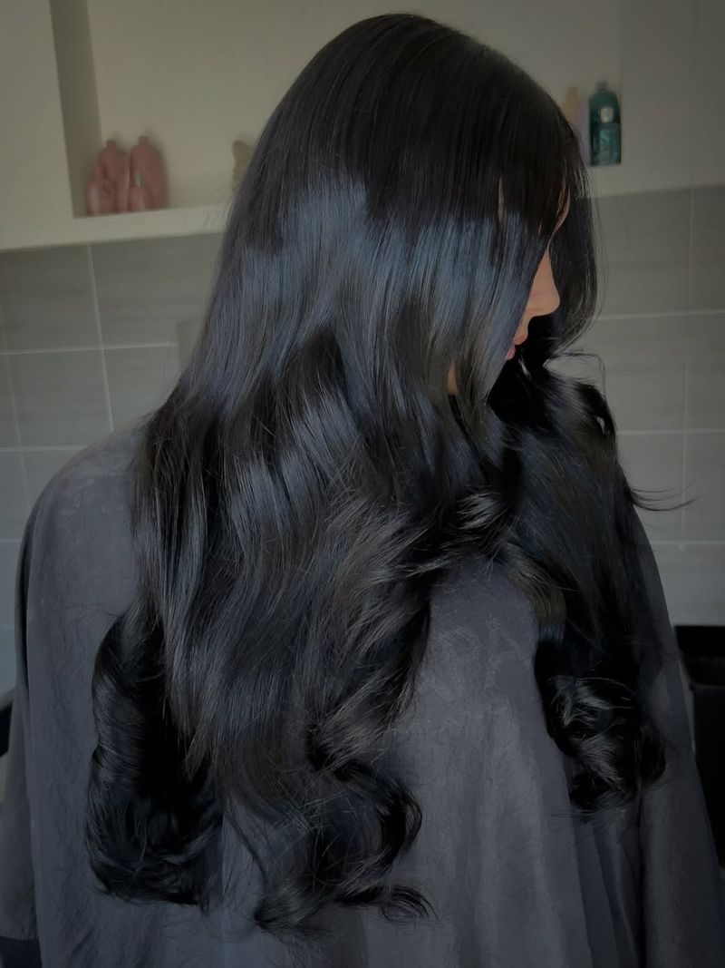 15. Glossy Long Waves