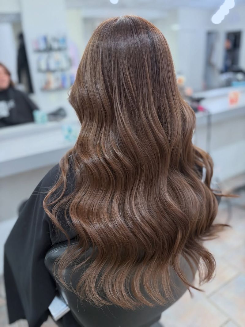 6. Glossy Toffee Waves