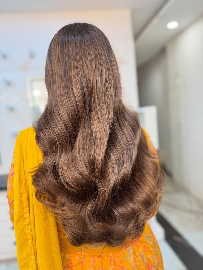 30. Glossy Toffee Waves