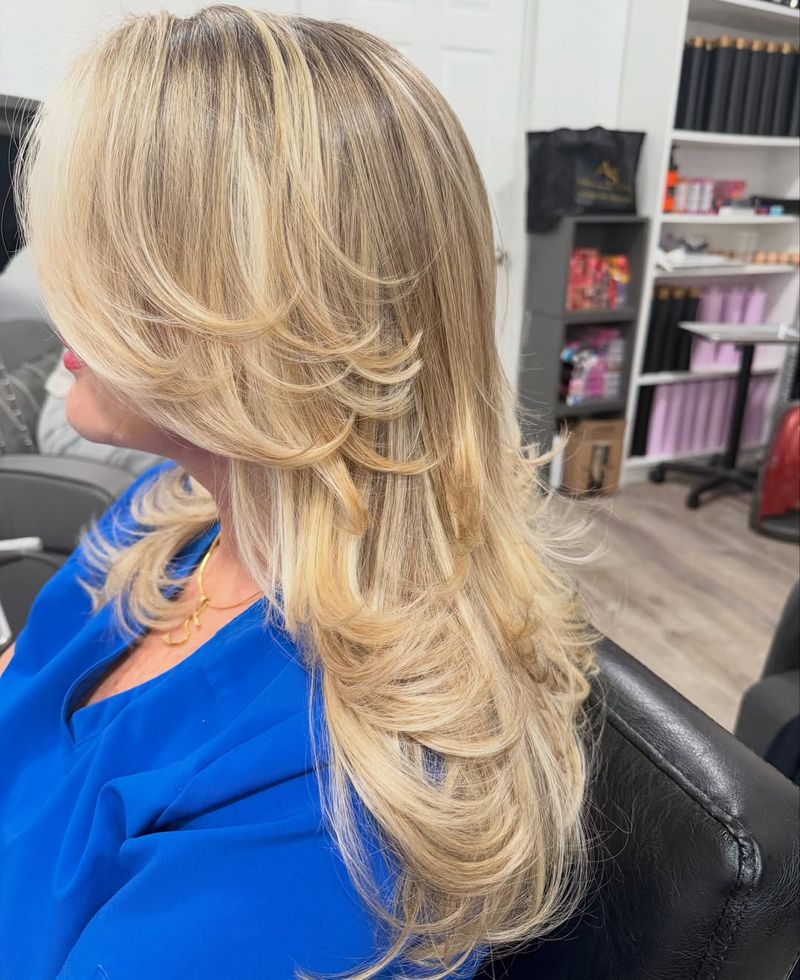 37. Golden Blonde Retro Layers