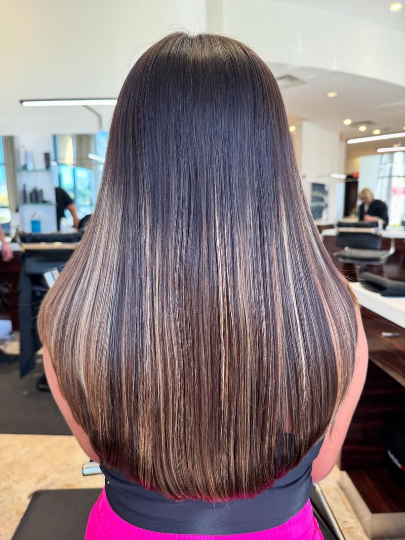 11. Golden Highlighted U-Cut