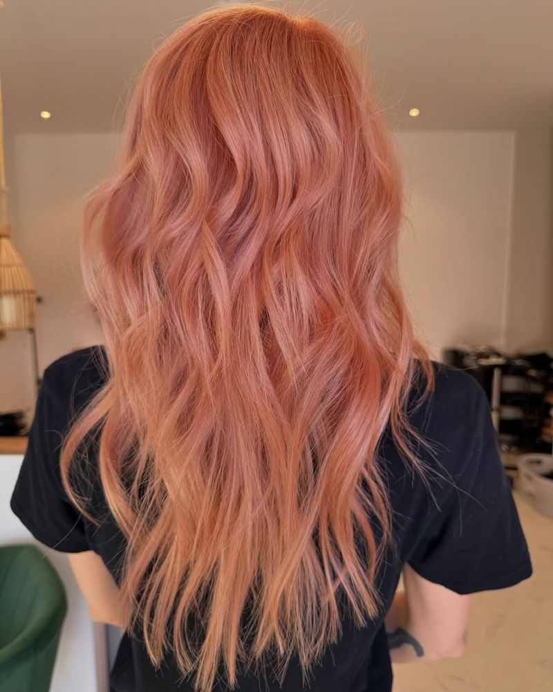 5. Golden Rose Waves