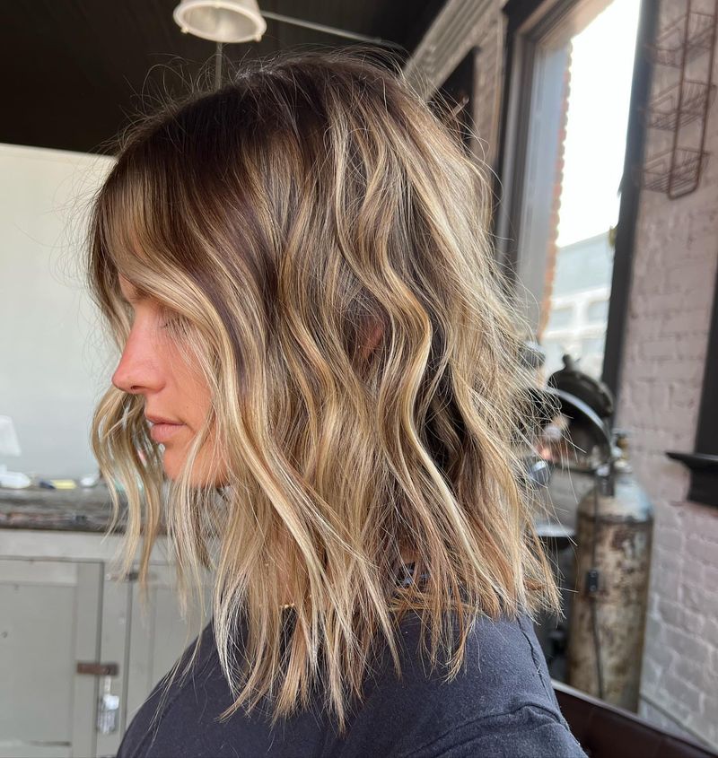 15. Honey Balayage with Face-Framing Waves