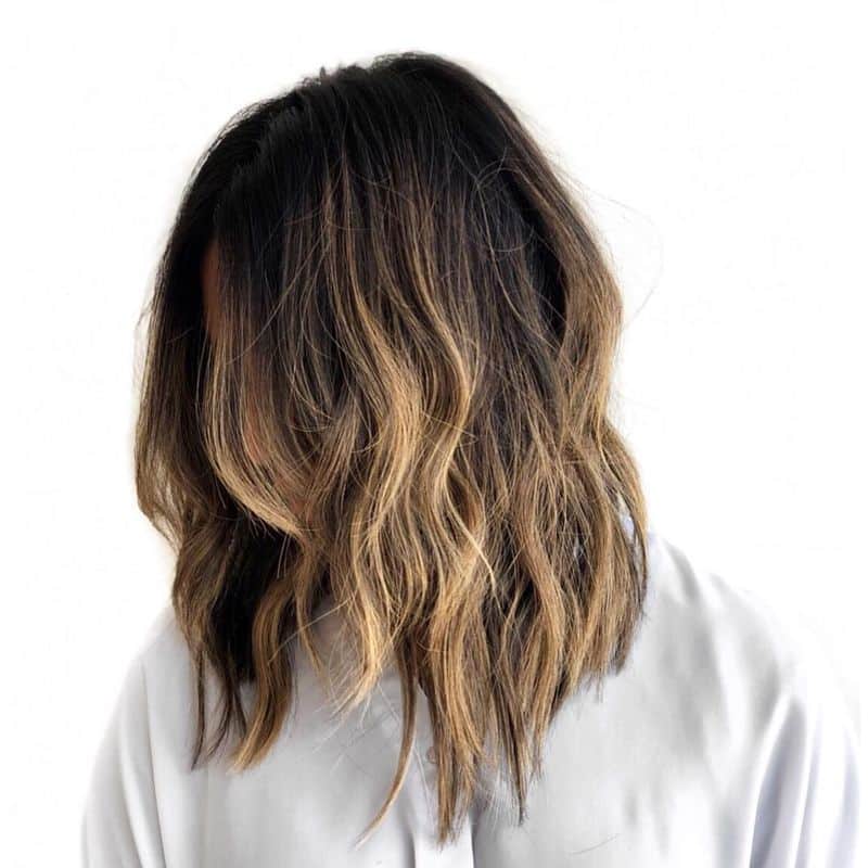 30. Honey Bronde Sunkissed Lob