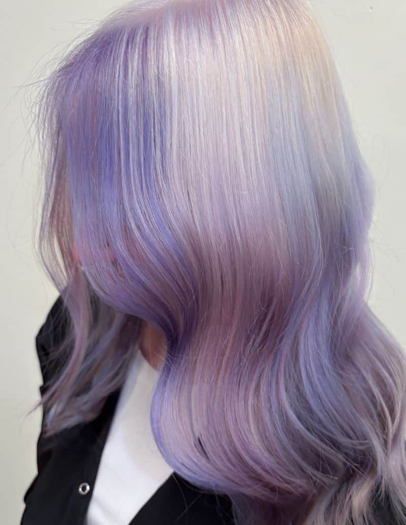 25. Icy Lilac Waves