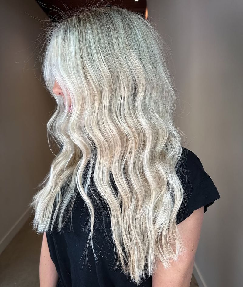 2. Icy Pearl Waves