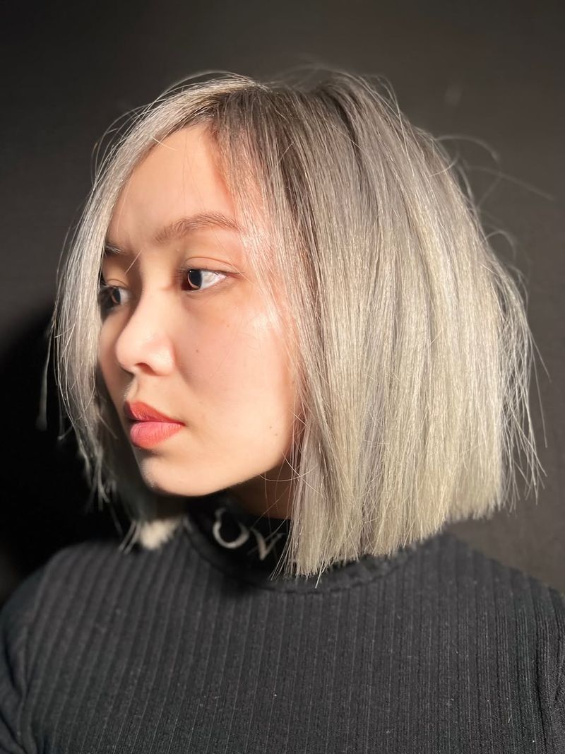 7. Icy Platinum Blunt Bob