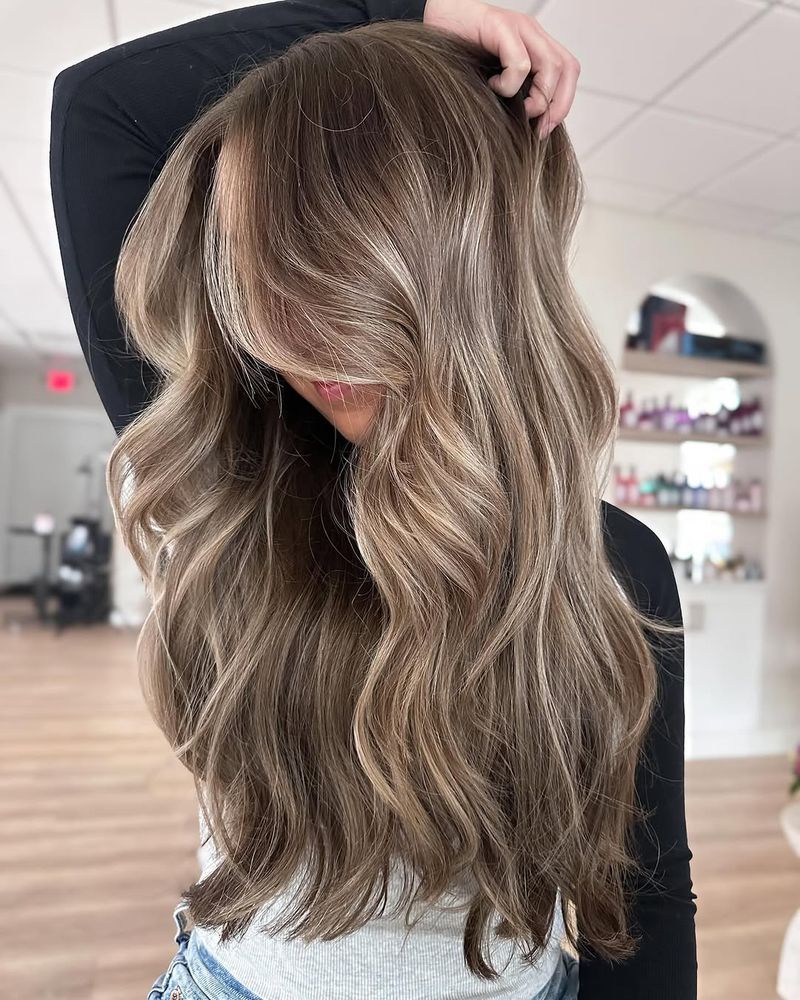 24. Long Cascading Vanilla Chai Waves