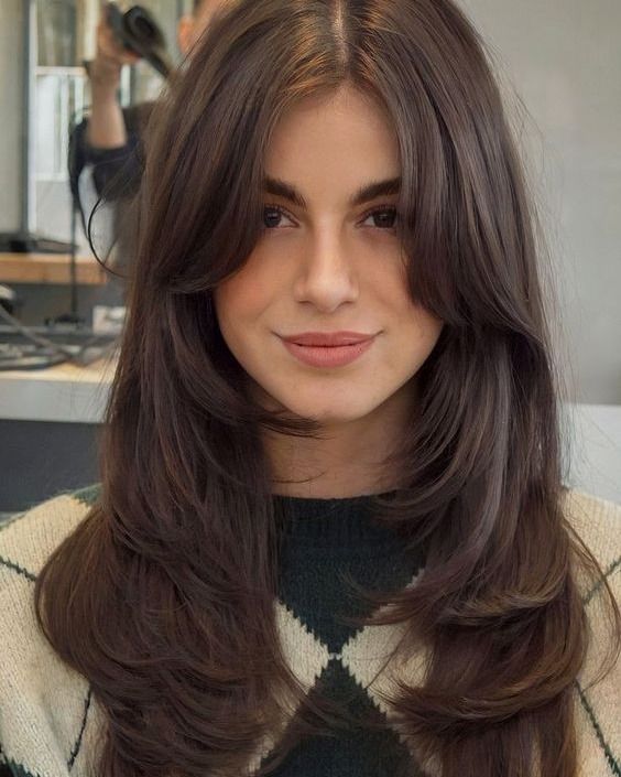 57 Face-Framing Layers Haircut Ideas to Instantly Flatter You