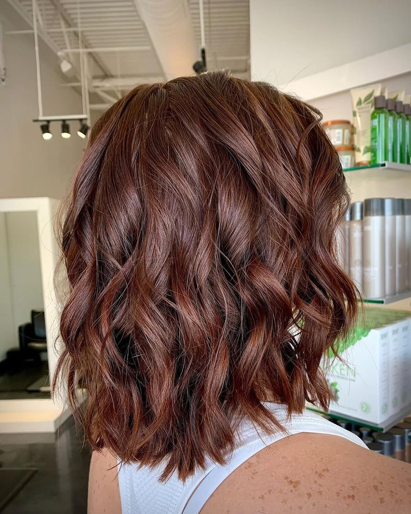 47. Medium Auburn Waves