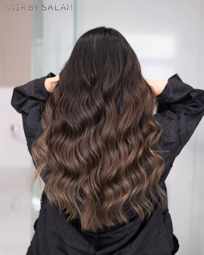 14. Melted Caramel Long Waves