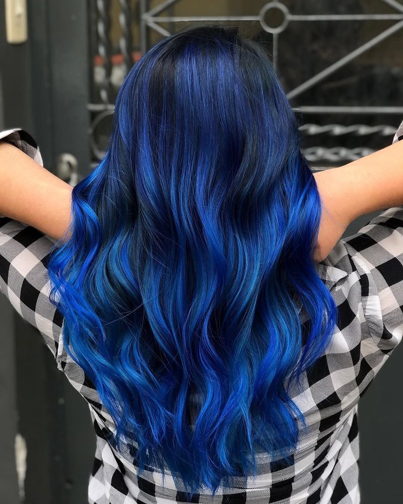 20. Midnight Blue Waves