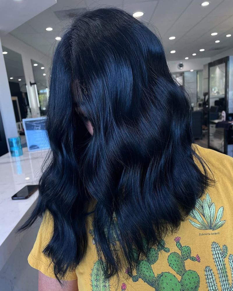 4. Midnight Waves with Navy Tint