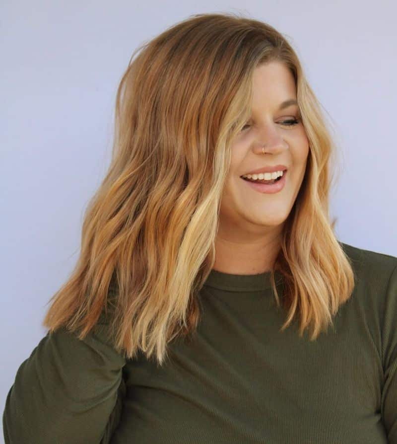 13. Money Piece Strawberry Blonde Waves