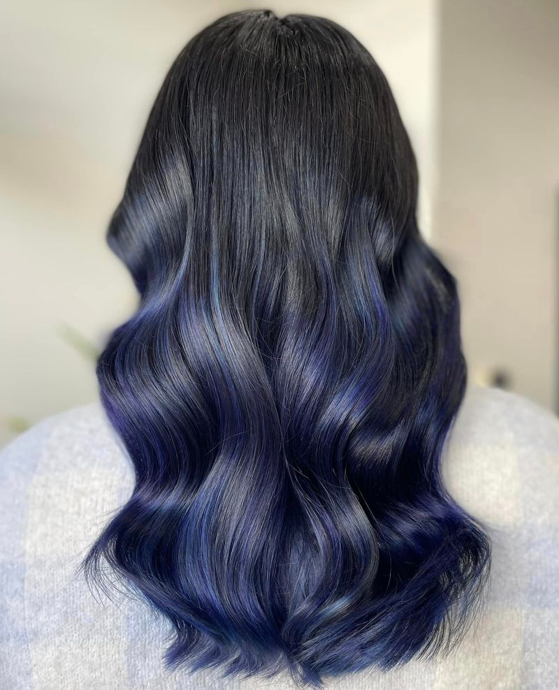 18. Ocean Wave Midnight Blue Waves