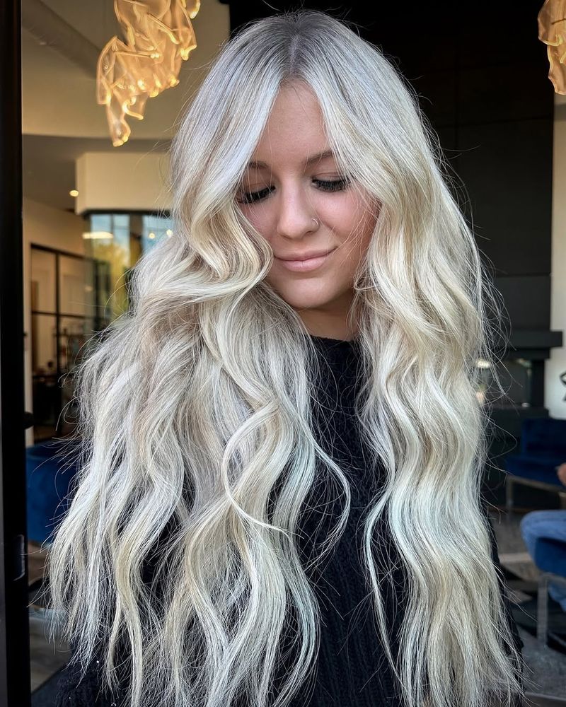 10. Platinum Waves with Dark Roots
