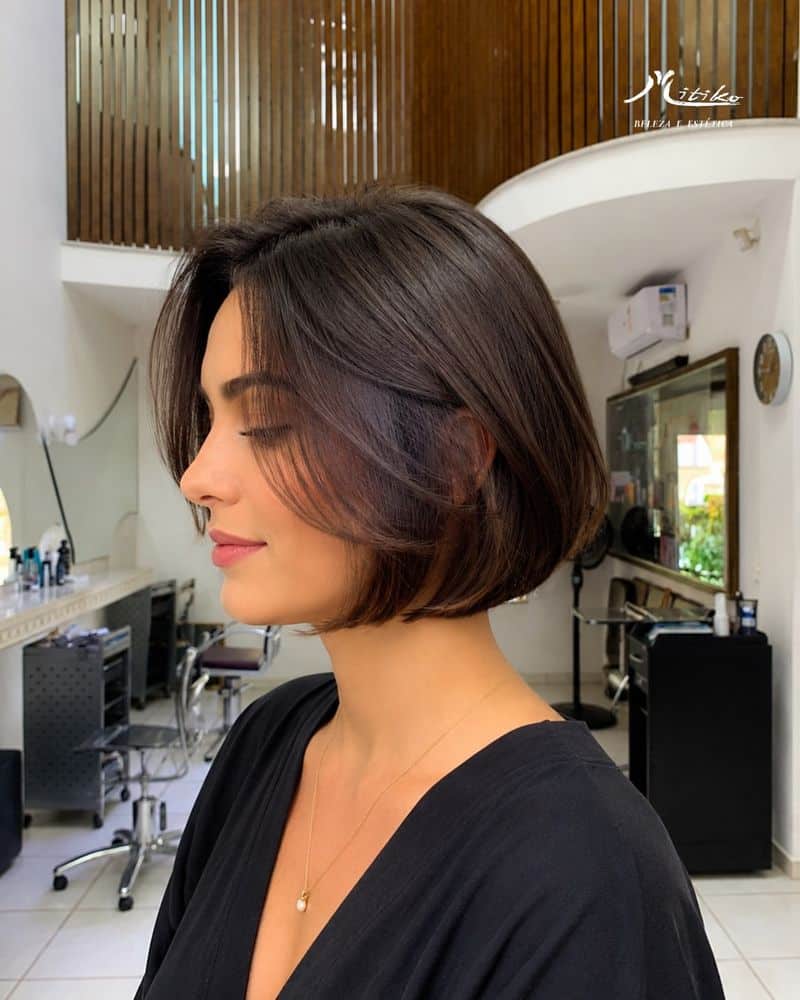 26. Polished Espresso Italian Bob