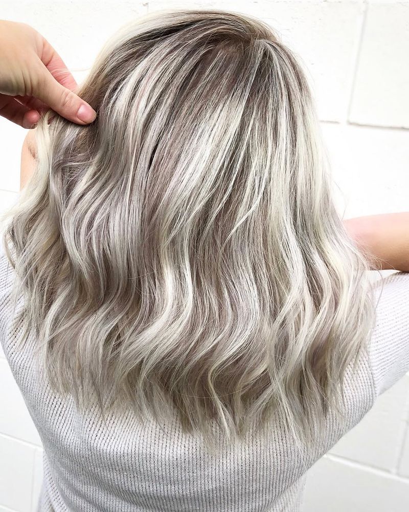 9. Root-Smudged Vanilla Bean Waves