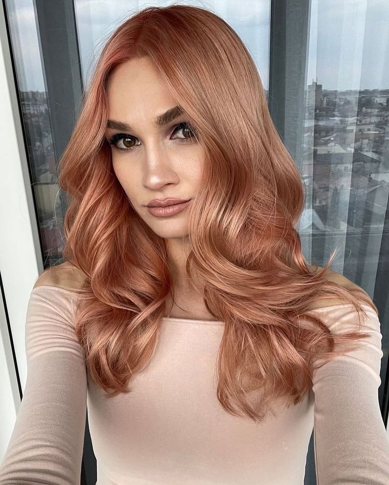 21. Rose Gold Peach Waves