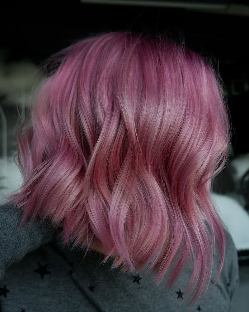 38. Rose Quartz Wavy Bob