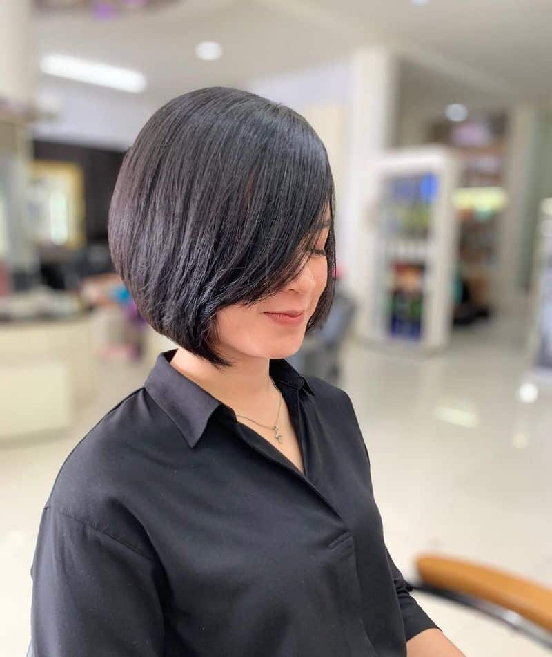 58. Rounded Deep Side-Part Bob
