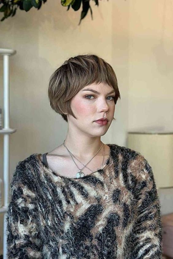 52. Rounded Mushroom Pixie with Point-Cut Bangs