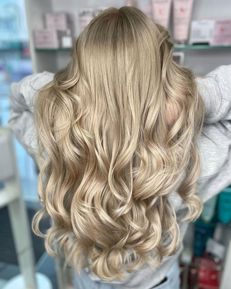 33. Sandy Beige Waves