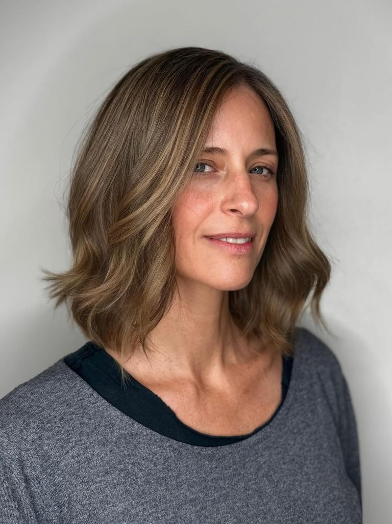 5. Sandy Blonde Lob with Soft Waves